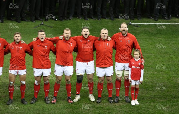 021217 - Wales v South Africa - Under Armour Series 2017 - Leigh Halfpenny, Scott Williams, Scott Andrews, Rob Evans, Kristian Dacey and Alun Wyn Jones of Wales sing the anthem