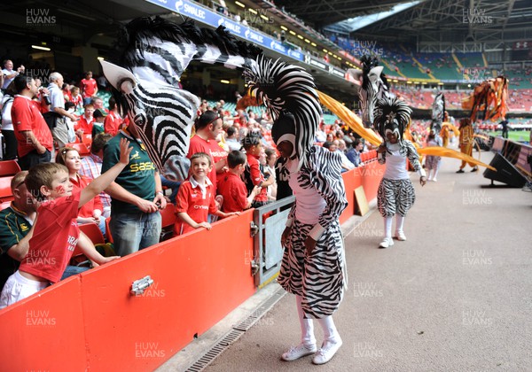 050610 - Wales v South Africa - Principality Building Society Summer Test - Prematch entertainment