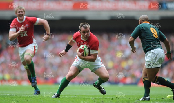 050610 - Wales v South Africa - Principality Building Society Summer Test - Matthew Rees of Wales