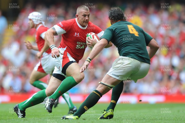 050610 - Wales v South Africa - Principality Building Society Summer Test - John Yapp of Wales