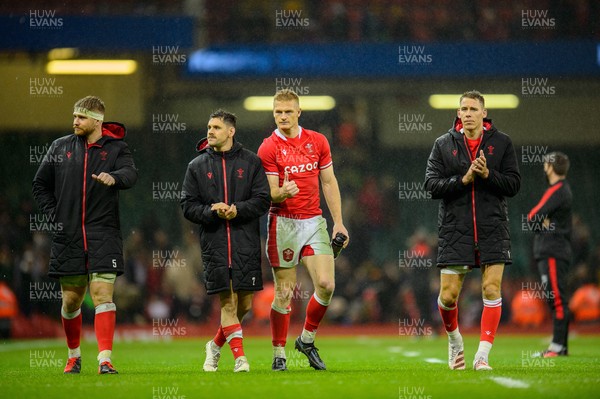 061121 - Wales v South Africa - Autumn Nations Series - Aaron Wainwright of Wales, Tomos Williams of Wales, Johnny McNicholl of Wales and Liam Williams of Wales