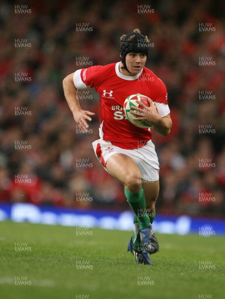 08.11.08 Wales v South Africa... Wales' Leigh Halfpenny.. 