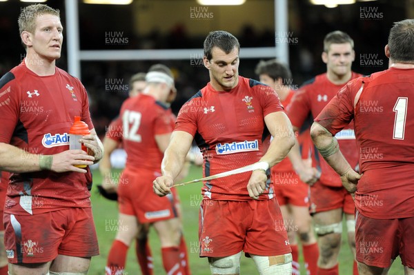 091113  - Wales v South Africa - 2013 Dove Men Series - Sam Warburton of Wales looks dejected