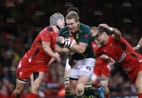 091113 Wales v South Africa…SAfrica's Jean De Villiers scores try