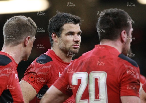 091113 - Wales v South Africa - Dove Men+Care Series - Wales' Mike Phillips is dejected after the game