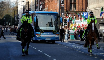 13.11.10 - Wales v South Africa - Invesco Perpetual Series 2010 - South Africa team bus arrives. 