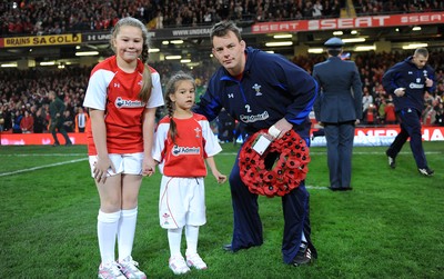 13.11.10 - Wales v South Africa - Invesco Perpetual Series 2010 - Wales captain Matthew Rees leads out his team with mascots Leona and Ruby Cook. 