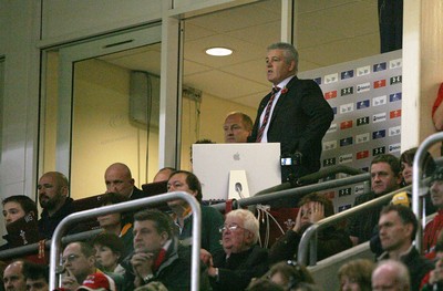 13.11.10 Wales v South Africa... Wales' Warren Gatland stands up to watch the final moments. 