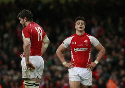 13.11.10 Wales v South Africa - Autumn International Series -   Wales' Ryan Jones(L) & Chris Czekaj are dejected at the final whistle. 