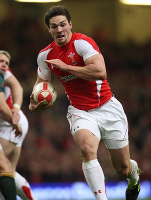 13.11.10 .. Wales v South Africa. -  Wales' George North races in to score try on his debut 