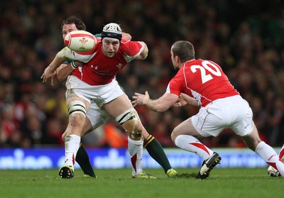 13.11.10 .. Wales v South Africa. -  Wales' Ryan Jones makes the ball available for Richie Rees  