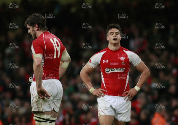 13.11.10 Wales v South Africa - Autumn International Series -   Wales' Ryan Jones(L) & Chris Czekaj are dejected at the final whistle. 