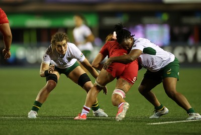 180926 - Wales Women v South Africa Women - Vodafone Wales WXV Series - Catha Jacobs of South Africa 