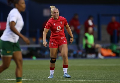 180926 - Wales Women v South Africa Women - Vodafone Wales WXV Series - Seren Singleton of Wales 