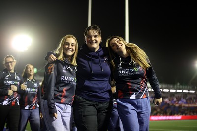 180926 - Wales Women v South Africa Women - Vodafone Wales WXV Series - Fans