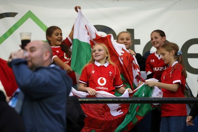 180926 - Wales Women v South Africa Women - Vodafone Wales WXV Series - Fans