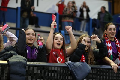 180926 - Wales Women v South Africa Women - Vodafone Wales WXV Series - Fans