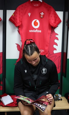 180926 Wales v South Africa, Vodafone Wales WXV Series -Branwen Metcalfe of Wales in the changing room ahead of the match