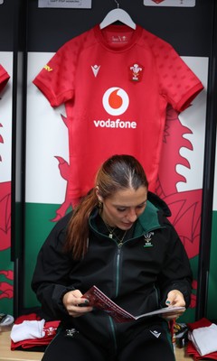 180926 Wales v South Africa, Vodafone Wales WXV Series -Georgia Evans of Wales in the changing room ahead of the match