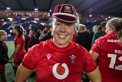 180926 Wales v South Africa, Vodafone Wales WXV Series - Elan Jones of Wales at the end of the match
