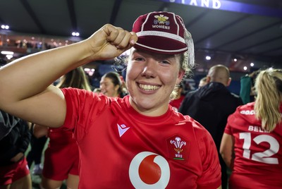 180926 Wales v South Africa, Vodafone Wales WXV Series - Elan Jones of Wales at the end of the match