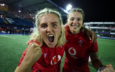 180926 Wales v South Africa, Vodafone Wales WXV Series - Alex Callender of Wales celebrate at the end of the match
