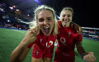 180926 Wales v South Africa, Vodafone Wales WXV Series - Alex Callender of Wales celebrate at the end of the match