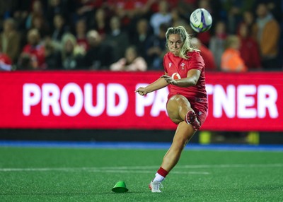 190926 Wales v South Africa, Vodafone Wales WXV Series - Freya Bell of Wales kicks conversion 
