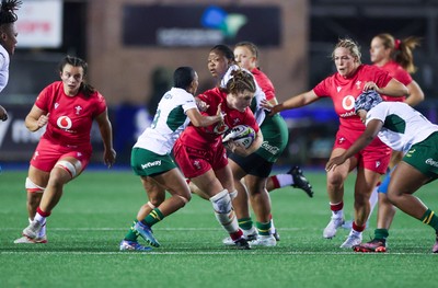190926 Wales v South Africa, Vodafone Wales WXV Series - Kate Williams of Wales charges forward