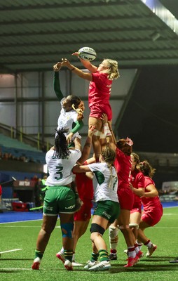 190926 Wales v South Africa, Vodafone Wales WXV Series - Alex Callender of Wales looks to win line out 