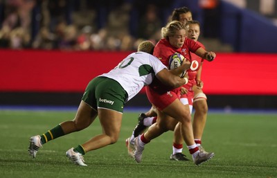 190926 Wales v South Africa, Vodafone Wales WXV Series - Kelsey Jones of Wales takes on Aseza Hele of South Africa