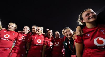 190926 Wales v South Africa, Vodafone Wales WXV Series - Wales players at the end of the match