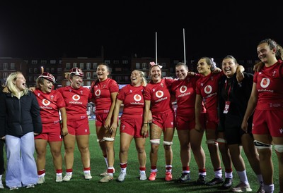 190926 Wales v South Africa, Vodafone Wales WXV Series - Wales players at the end of the match