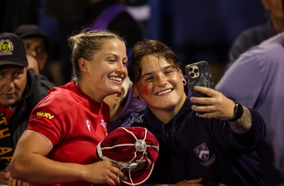 190926 Wales v South Africa, Vodafone Wales WXV Series - Amy Williams of Wales has a selfie with fans at the end of the match
