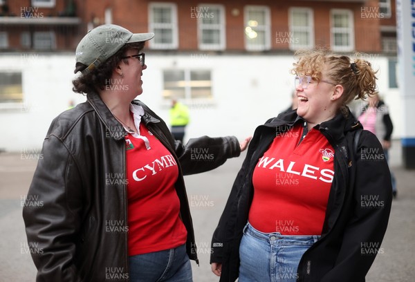 180926 - Wales Women v South Africa Women - Vodafone Wales WXV Series - Fans