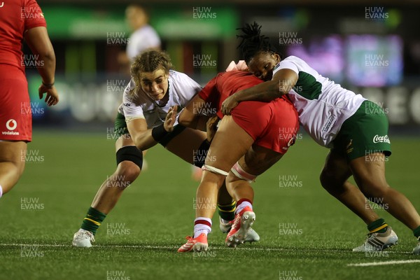 180926 - Wales Women v South Africa Women - Vodafone Wales WXV Series - Catha Jacobs of South Africa 