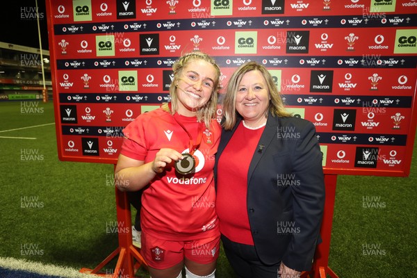180926 - Wales Women v South Africa Women - Vodafone Wales WXV Series - Player of the match Alex Callender of Wales 
