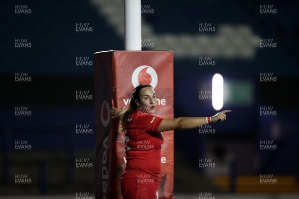 180926 - Wales Women v South Africa Women - Vodafone Wales WXV Series - Courtney Keight of Wales 
