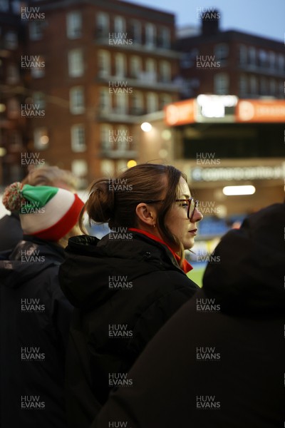 180926 - Wales Women v South Africa Women - Vodafone Wales WXV Series - Fans