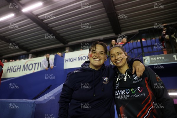 180926 - Wales Women v South Africa Women - Vodafone Wales WXV Series - Fans