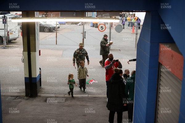 180926 - Wales Women v South Africa Women - Vodafone Wales WXV Series - Fans