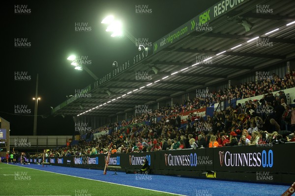 180926 - Wales Women v South Africa Women - Vodafone Wales WXV Series - Fans
