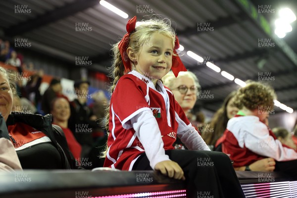 180926 - Wales Women v South Africa Women - Vodafone Wales WXV Series - Fans