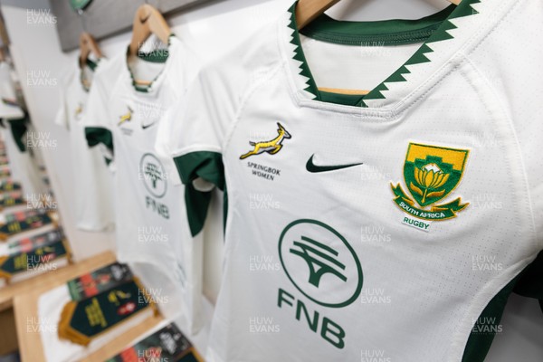 180926 Wales v South Africa, Vodafone Wales WXV Series - A general view of the South Africa changing room ahead of the match