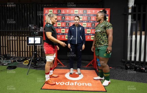 180926 Wales v South Africa, Vodafone Wales WXV Series - Wales captain Alex Callender with South Africa captain Babalwa Latsha and referee Ella Goldsmith at the coin toss