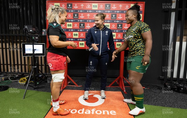 180926 Wales v South Africa, Vodafone Wales WXV Series - Wales captain Alex Callender with South Africa captain Babalwa Latsha and referee Ella Goldsmith at the coin toss