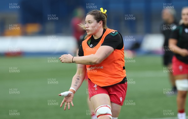 180926 Wales v South Africa, Vodafone Wales WXV Series - Gwen Crabb of Wales during warm up