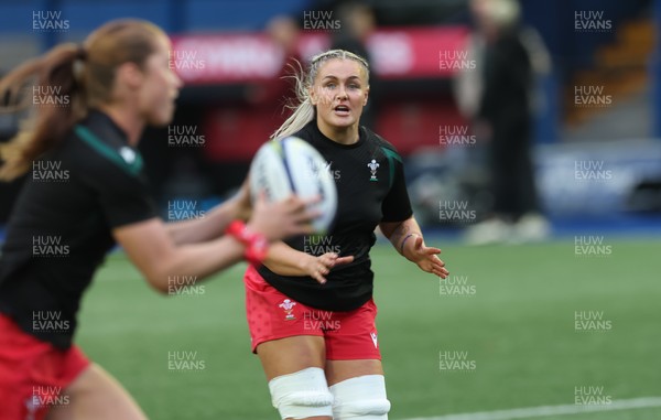 180926 Wales v South Africa, Vodafone Wales WXV Series - Alex Callender of Wales during warm up