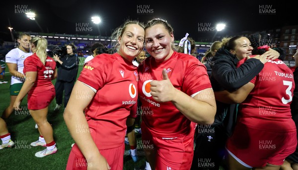 180926 Wales v South Africa, Vodafone Wales WXV Series - Amy Williams of Wales and Gwenllian Pyrs of Wales at the end of the match