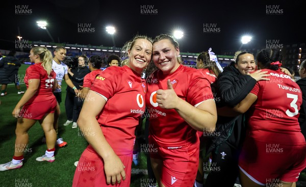 180926 Wales v South Africa, Vodafone Wales WXV Series - Amy Williams of Wales and Gwenllian Pyrs of Wales at the end of the match